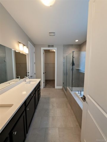 2298 Pondview Lane, Troy, MI 48085