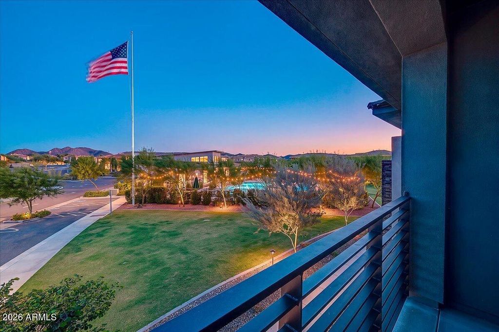 2121 W SONORAN DESERT Drive 66, Phoenix, AZ 85085 — exterior