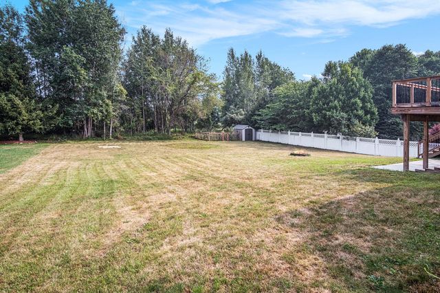 4139 Whirlwind Drive NE, Rockford, MI 49341