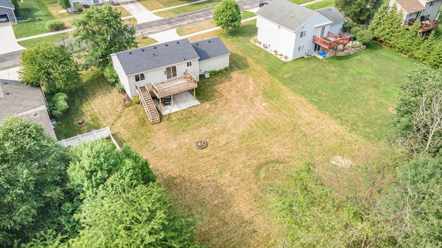 4139 Whirlwind Drive NE, Rockford, MI 49341