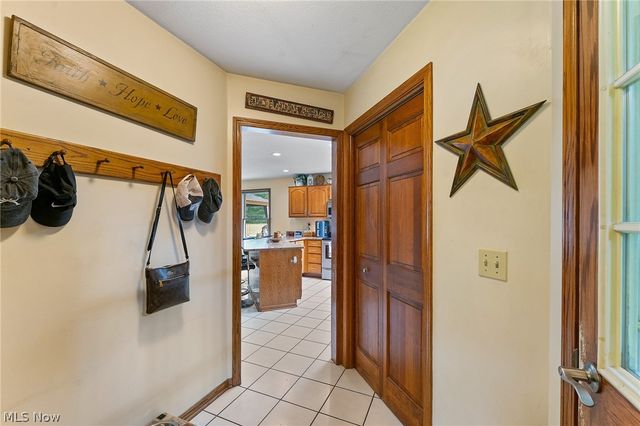 430 Terra Verde Avenue, Columbiana, OH 44408