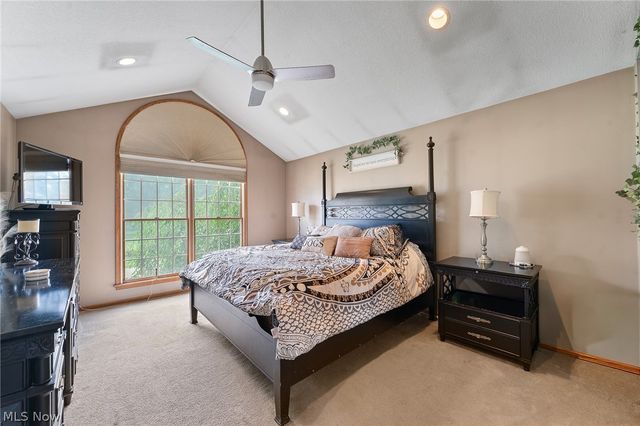430 Terra Verde Avenue, Columbiana, OH 44408