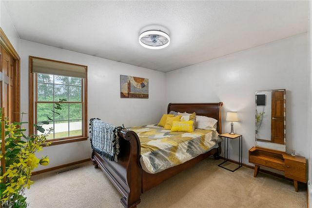 430 Terra Verde Avenue, Columbiana, OH 44408