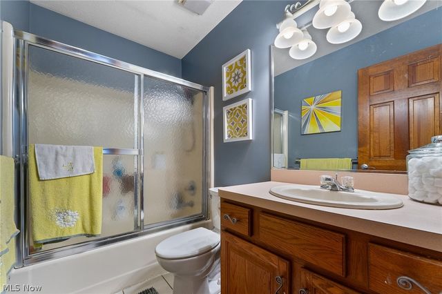 430 Terra Verde Avenue, Columbiana, OH 44408