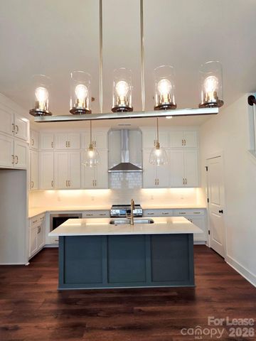 9113 Maybry Park Street, Charlotte, NC 28212