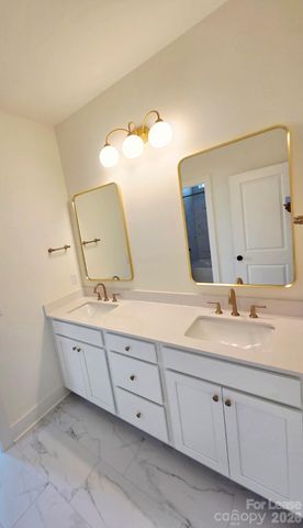 9113 Maybry Park Street, Charlotte, NC 28212