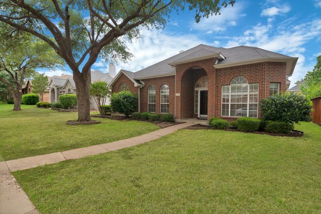 813 Yosemite Trail, Mesquite, TX 75149