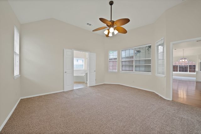 813 Yosemite Trail, Mesquite, TX 75149