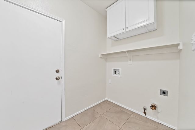 813 Yosemite Trail, Mesquite, TX 75149