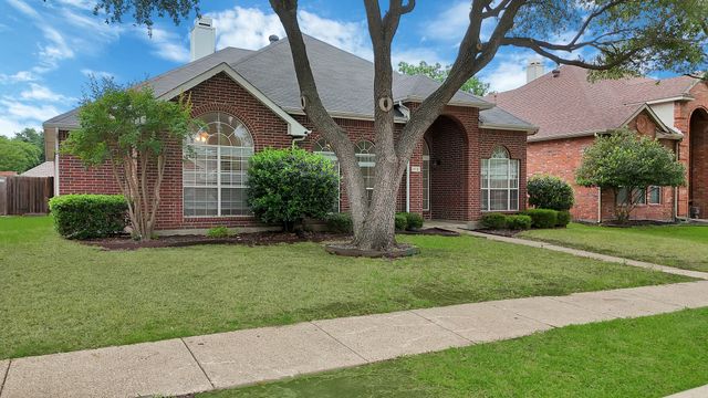 813 Yosemite Trail, Mesquite, TX 75149