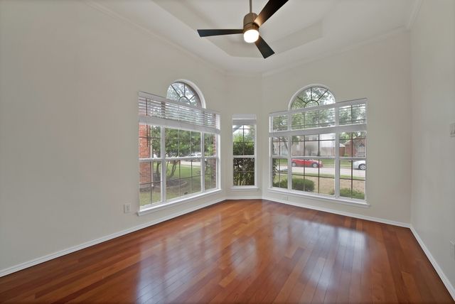 813 Yosemite Trail, Mesquite, TX 75149