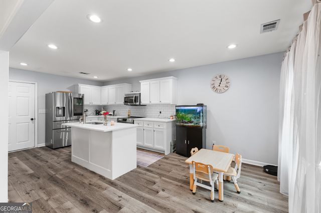 1426 Wyntercreek Drive, Hoschton, GA 30548