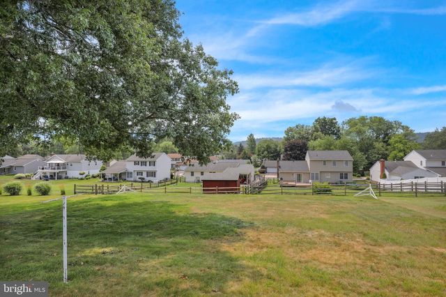 4708 DEBORAH DR, Reading, PA 19606