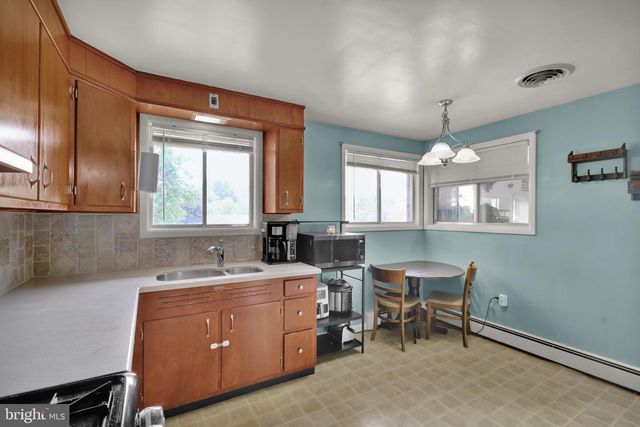 4708 DEBORAH DR, Reading, PA 19606