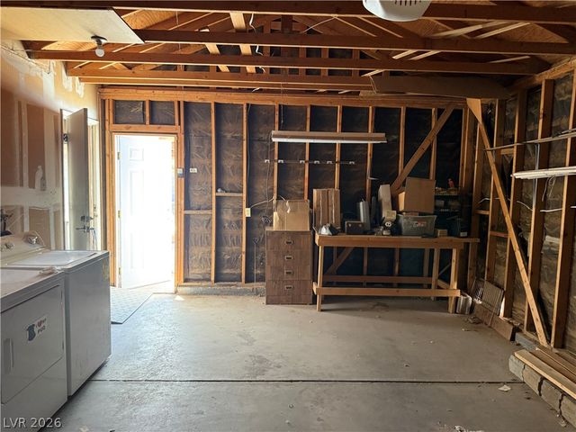 124 Montello Avenue, Las Vegas, NV 89110
