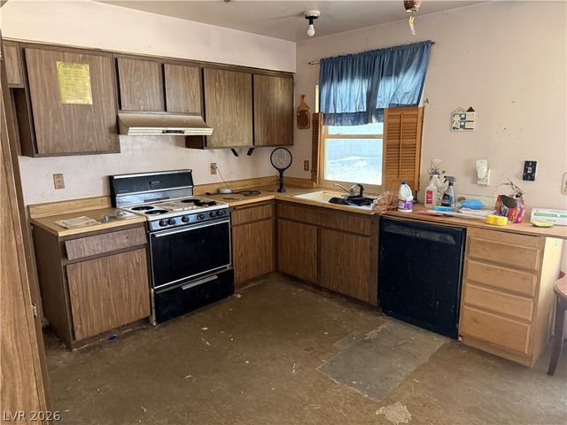 124 Montello Avenue, Las Vegas, NV 89110