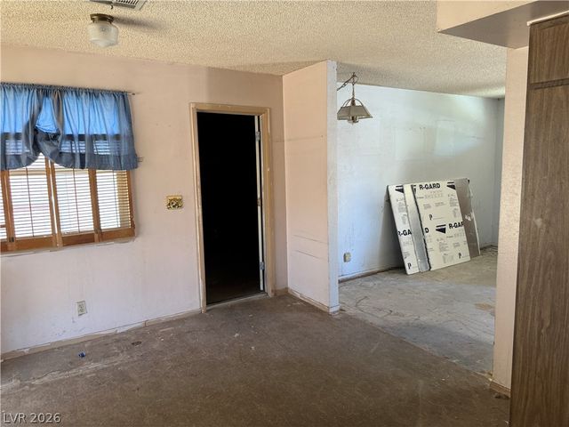 124 Montello Avenue, Las Vegas, NV 89110