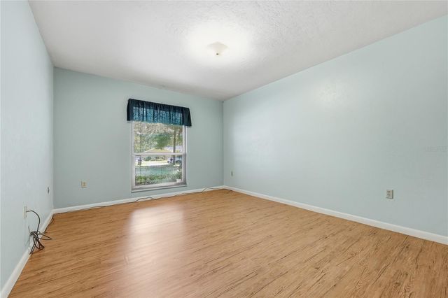 2446 NW 35TH TERRACE, Gainesville, FL 32605