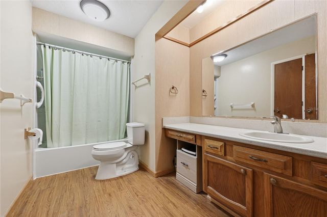 2446 NW 35TH TERRACE, Gainesville, FL 32605