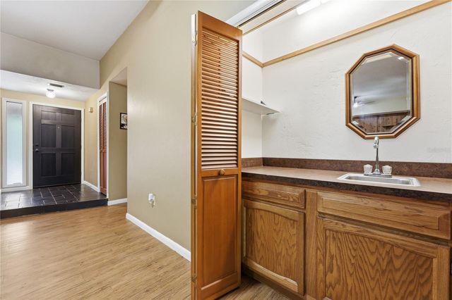 2446 NW 35TH TERRACE, Gainesville, FL 32605