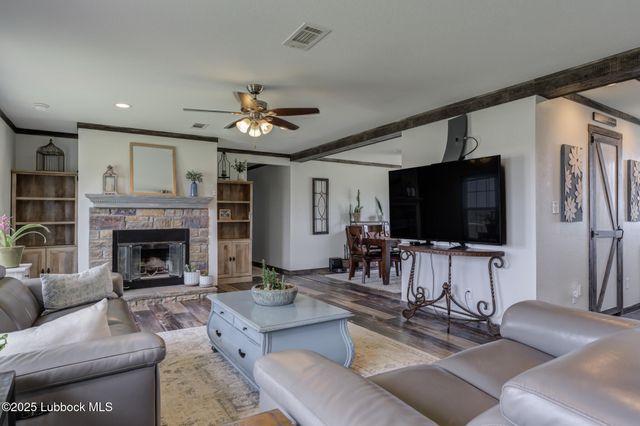 10504 County Rd 7000, Wolfforth, TX 79382