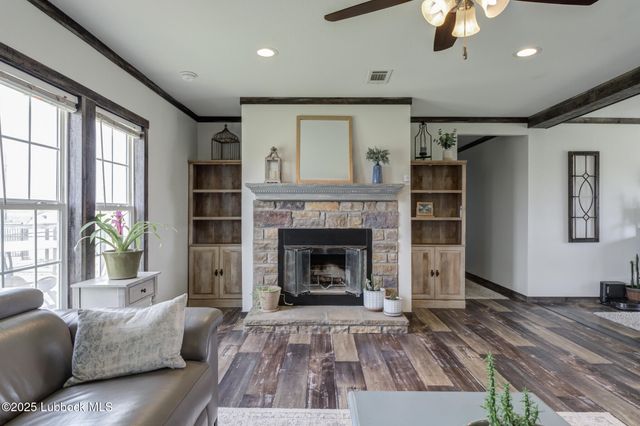 10504 County Rd 7000, Wolfforth, TX 79382