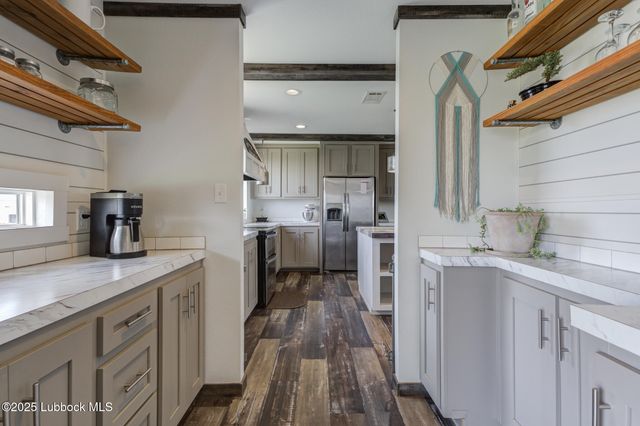 10504 County Rd 7000, Wolfforth, TX 79382