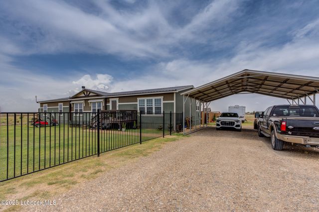 10504 County Rd 7000, Wolfforth, TX 79382