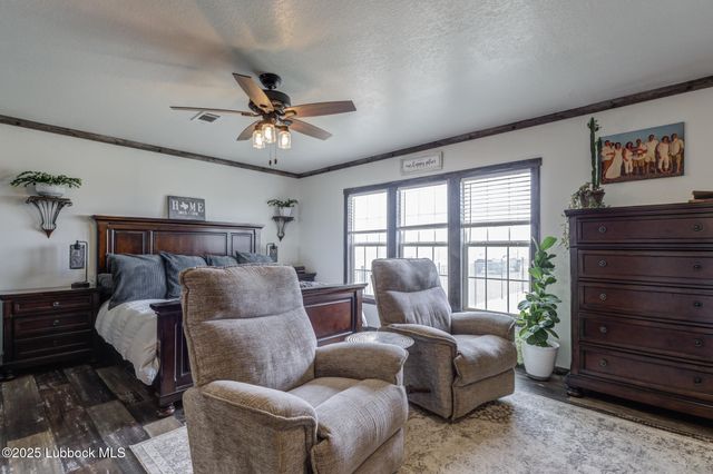 10504 County Rd 7000, Wolfforth, TX 79382