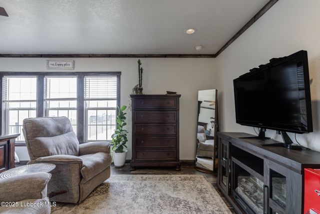 10504 County Rd 7000, Wolfforth, TX 79382