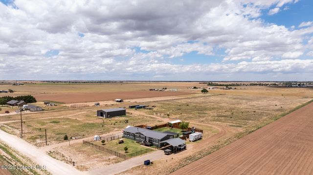 10504 County Rd 7000, Wolfforth, TX 79382