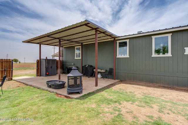 10504 County Rd 7000, Wolfforth, TX 79382