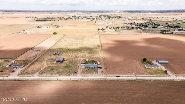 10504 County Rd 7000, Wolfforth, TX 79382