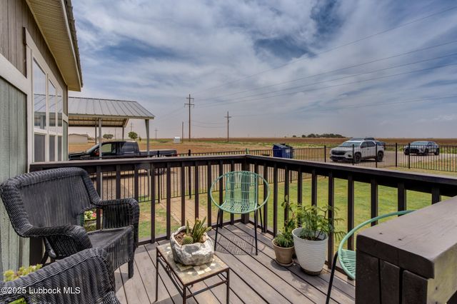 10504 County Rd 7000, Wolfforth, TX 79382