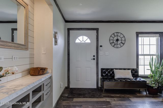 10504 County Rd 7000, Wolfforth, TX 79382