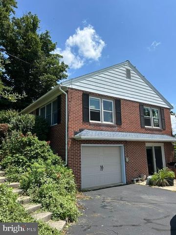63 CHARLESTOWN RD, Washington Boro, PA 17582