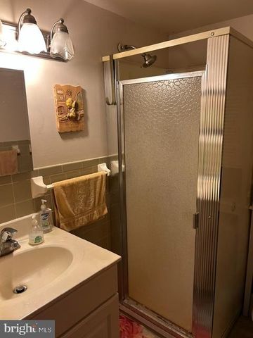 63 CHARLESTOWN RD, Washington Boro, PA 17582