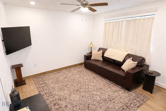 413 Garnier Avenue D, Livingston, MT 59047