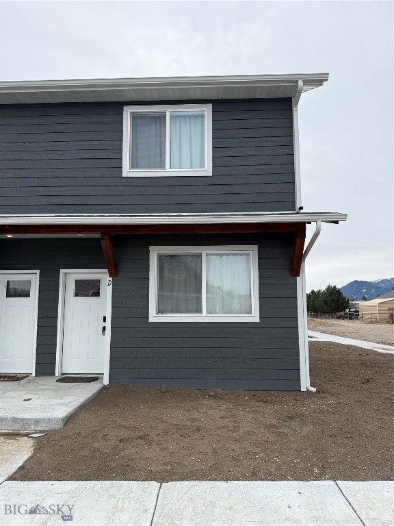 413 Garnier Avenue D, Livingston, MT 59047