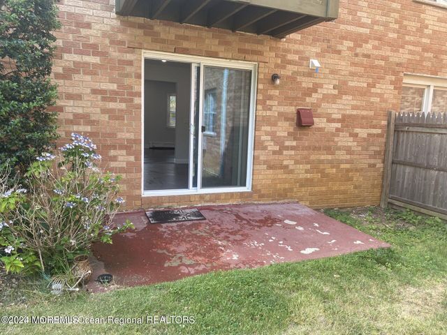 96 East Avenue 97, Atlantic Highlands, NJ 07716