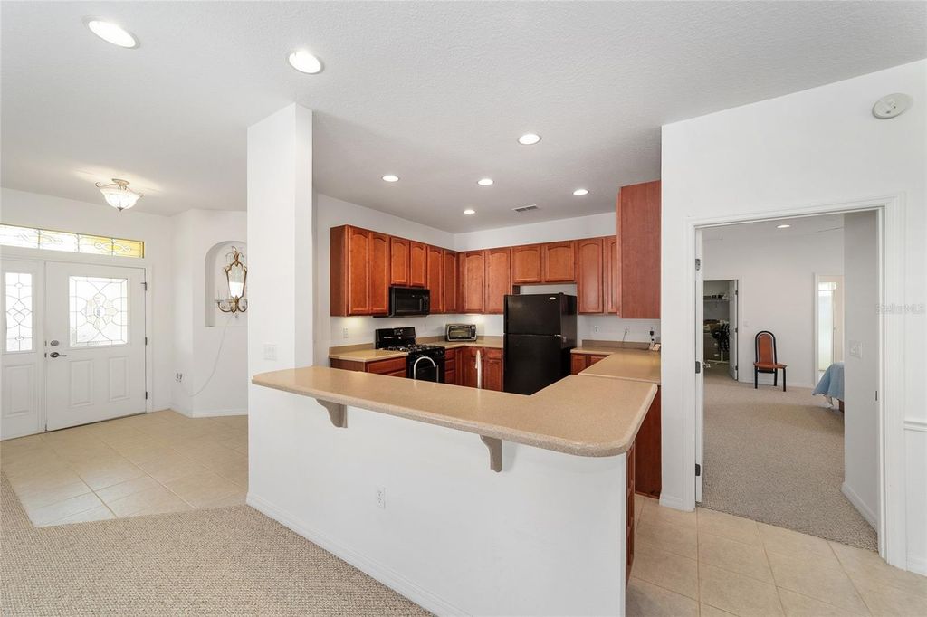 Image 11 of property listing at 8808 SW 83RD CIRCLE, Ocala, FL 34481