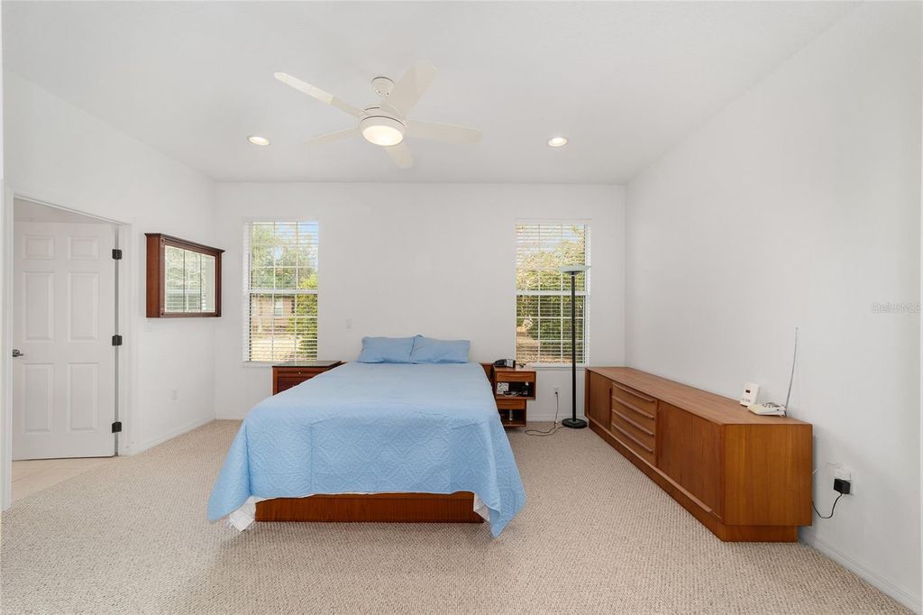 Image 26 of property listing at 8808 SW 83RD CIRCLE, Ocala, FL 34481