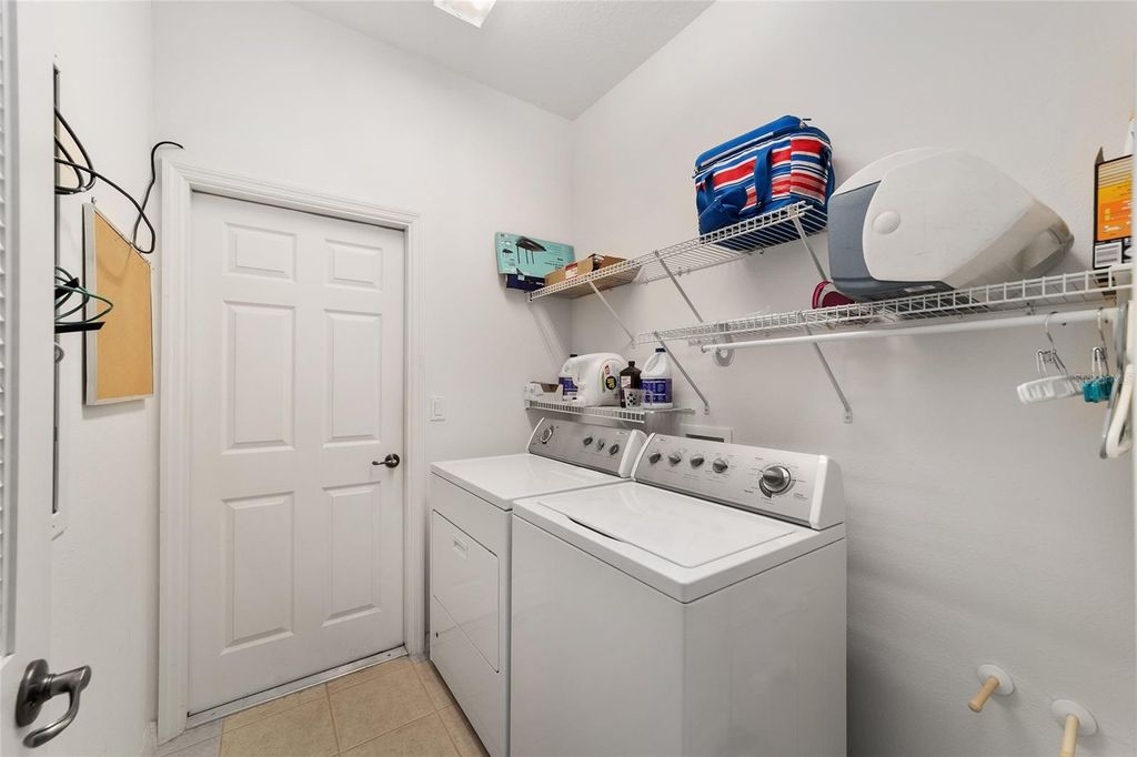 Image 30 of property listing at 8808 SW 83RD CIRCLE, Ocala, FL 34481