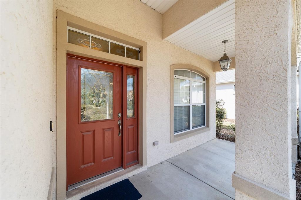 Image 5 of property listing at 8808 SW 83RD CIRCLE, Ocala, FL 34481