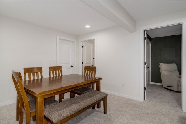 565 10th Street, Waukee, IA 50263
