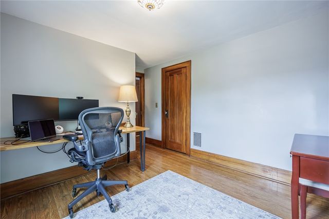 370 Laurelton Rd, Irondequoit, NY 14609