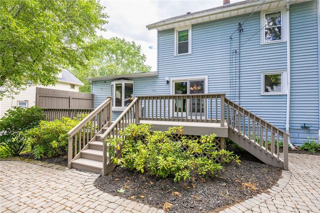 370 Laurelton Rd, Irondequoit, NY 14609