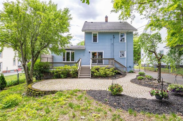 370 Laurelton Rd, Irondequoit, NY 14609