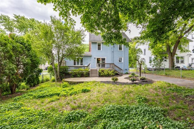 370 Laurelton Rd, Irondequoit, NY 14609