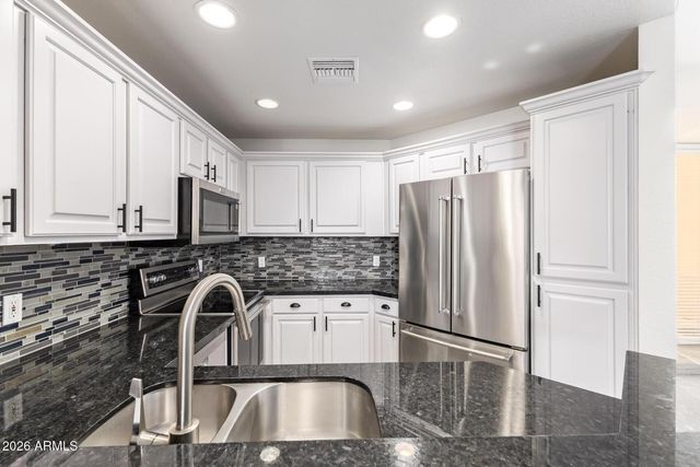 7887 N 16th Street Unit 123, Phoenix, AZ 85020